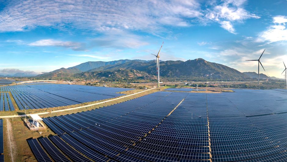 Top renewable energy ETFs: 4 Key Funds